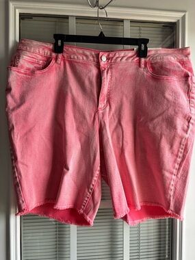 Cato plus size Pink Denim Shorts with Frayed Hem New